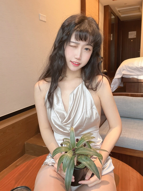 浴室人妻 - 不呆猫
